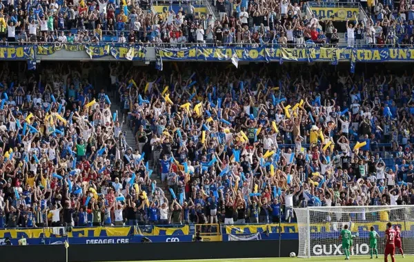 balon tepuk pangkajene